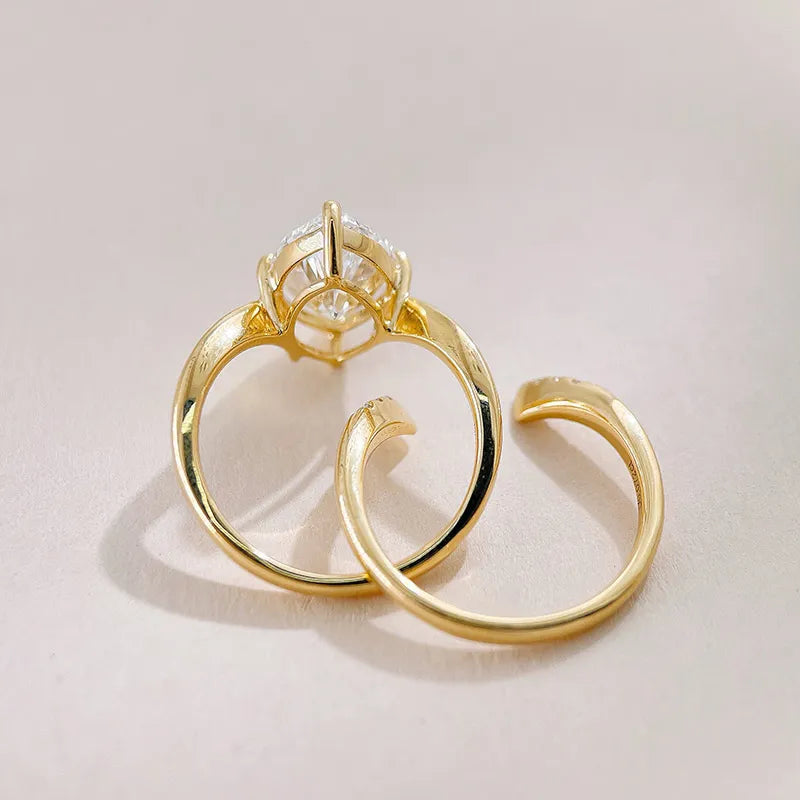 3.01 ct Heart Marquise-Cut Lab-Grown Diamond Ring in 18K Yellow Gold