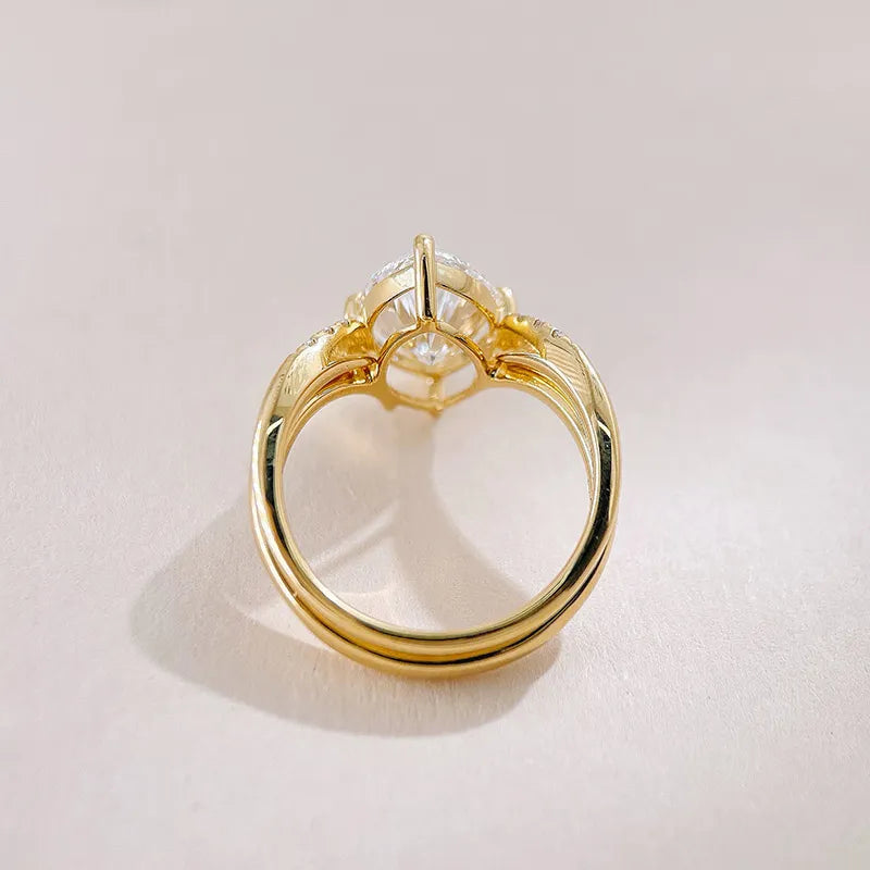 3.01 ct Heart Marquise-Cut Lab-Grown Diamond Ring in 18K Yellow Gold