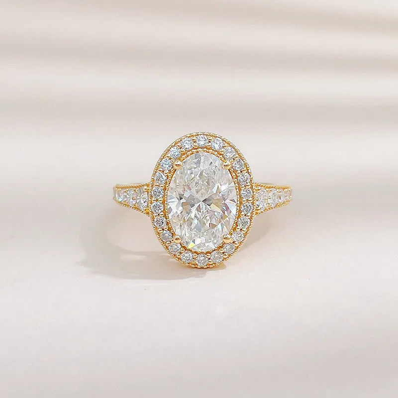 Vintage Oval-Cut Lab-Grown Diamond Halo Ring in 18K Yellow Gold