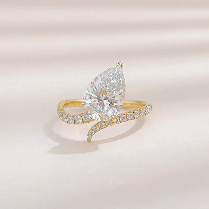 2.1 ct Cross Pear-Cut Lab-Grown Diamond Ring in 18K Yellow Gold