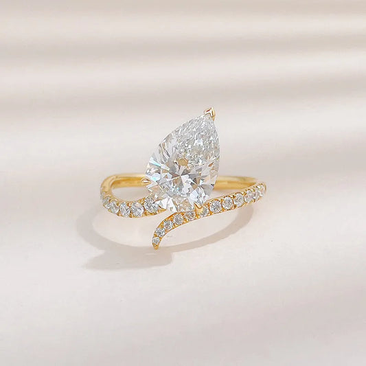 2.1 ct Cross Pear-Cut Lab-Grown Diamond Ring in 18K Yellow Gold