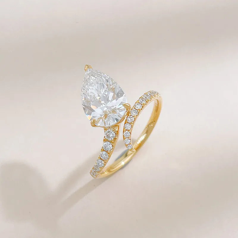 2.1 ct Cross Pear-Cut Lab-Grown Diamond Ring in 18K Yellow Gold