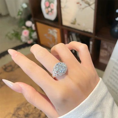 5.08 ct Floral Round-Cut Lab-Grown Diamond Ring in 18K White Gold – APYFR0421-W