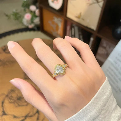 1.08 ct Vintage Oval-Cut Lab-Grown Diamond Ring in 18K Yellow Gold – APYFR0429-Y