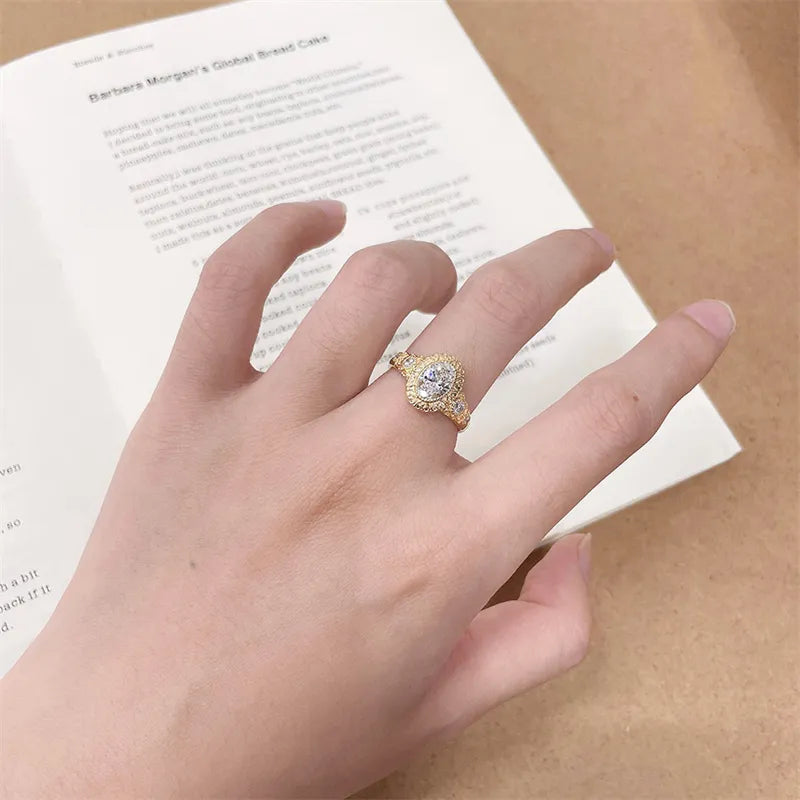 1.08 ct Vintage Oval-Cut Lab-Grown Diamond Ring in 18K Yellow Gold – APYFR0429-Y