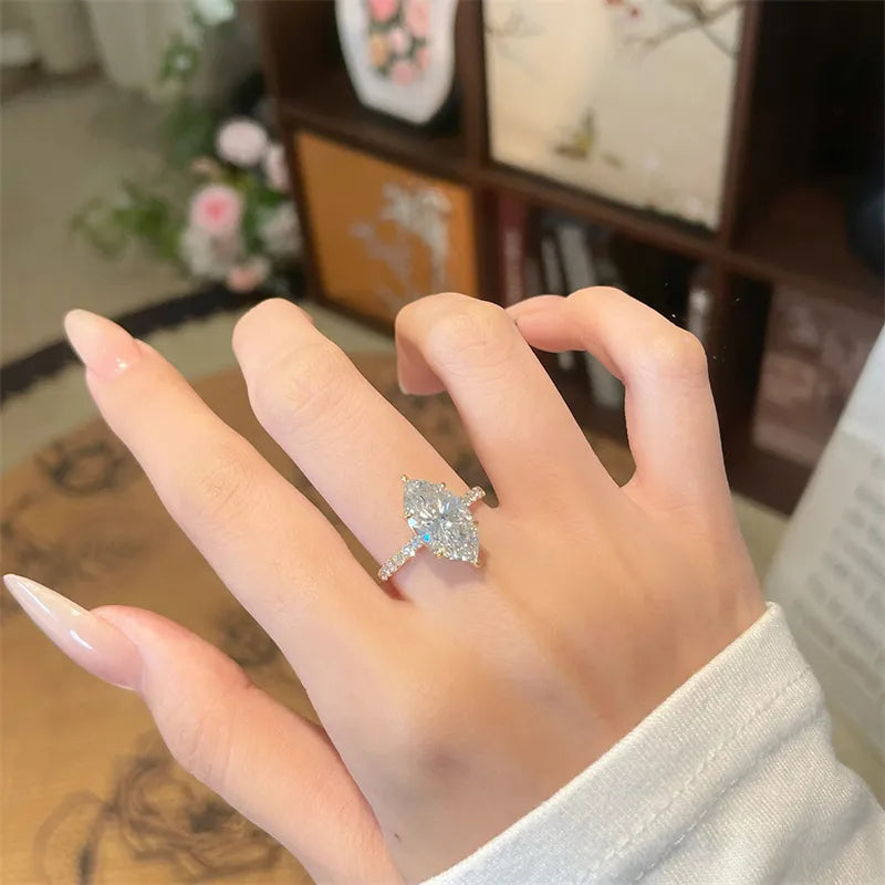 3.01 ct Vintage Six-Prong Marquise-Cut Lab-Grown Diamond Ring in 18K Yellow Gold