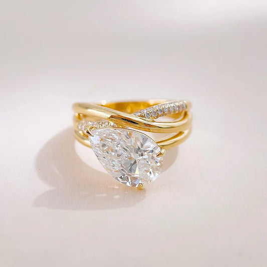 3.02 ct Celestial Pear-Cut Lab-Grown Diamond Ring in 18K Yellow Gold – APYFR0434-Y