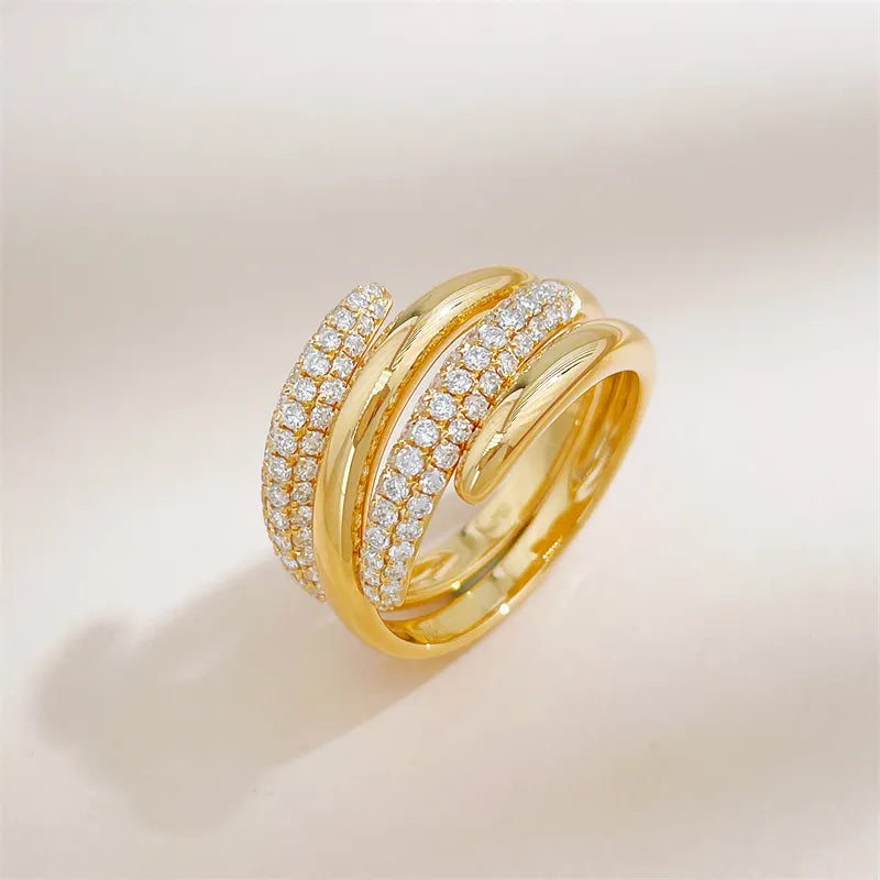 0.78 ctw Round-Cut Lab-Grown Diamond Band in 18K Yellow Gold