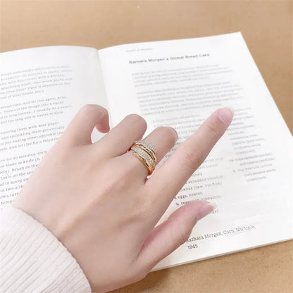 0.78 ctw Round-Cut Lab-Grown Diamond Band in 18K Yellow Gold