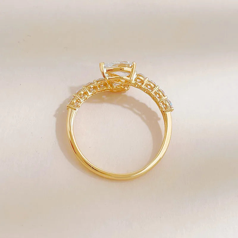0.67 ct Vintage Pear-Cut Lab-Grown Diamond Ring in 18K Yellow Gold – APYFR0446-Y