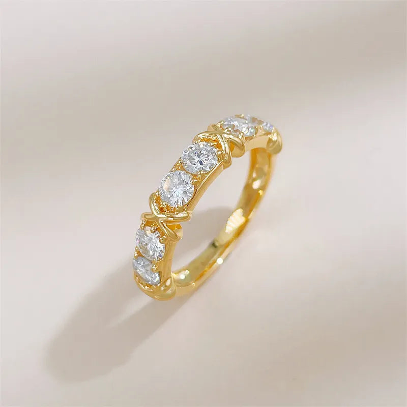0.99 ctw Cross Round-Cut Lab-Grown Diamond Band in 18K Yellow Gold