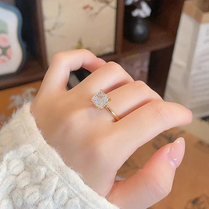 3.02 ct Radiant-Cut Lab-Grown Diamond Ring in 18K Yellow Gold – APYFR0451-Y