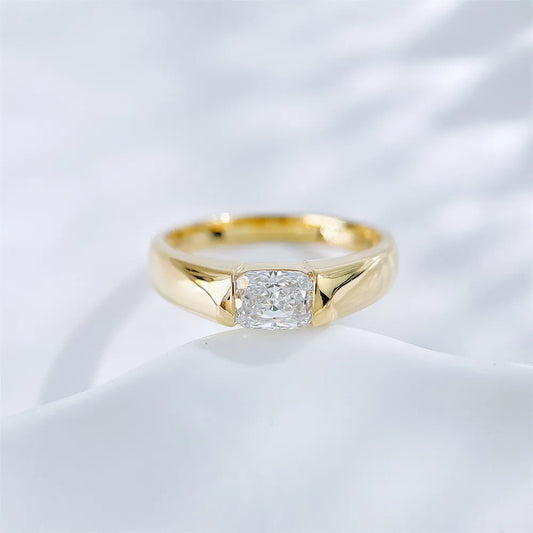 1.01 ct Vintage Princess-Cut Lab-Grown Diamond Ring in 18K Yellow Gold – APYMR0007-Y