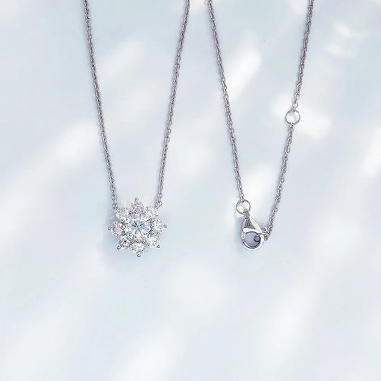 0.51 ct Floral Round-Cut Lab-Grown Diamond Necklace in PT950 Platinum – APYN0004-PT