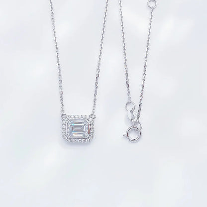 1.04 ct Celestial Adjustable Emerald-Cut Lab-Grown Diamond Necklace in PT950 Platinum