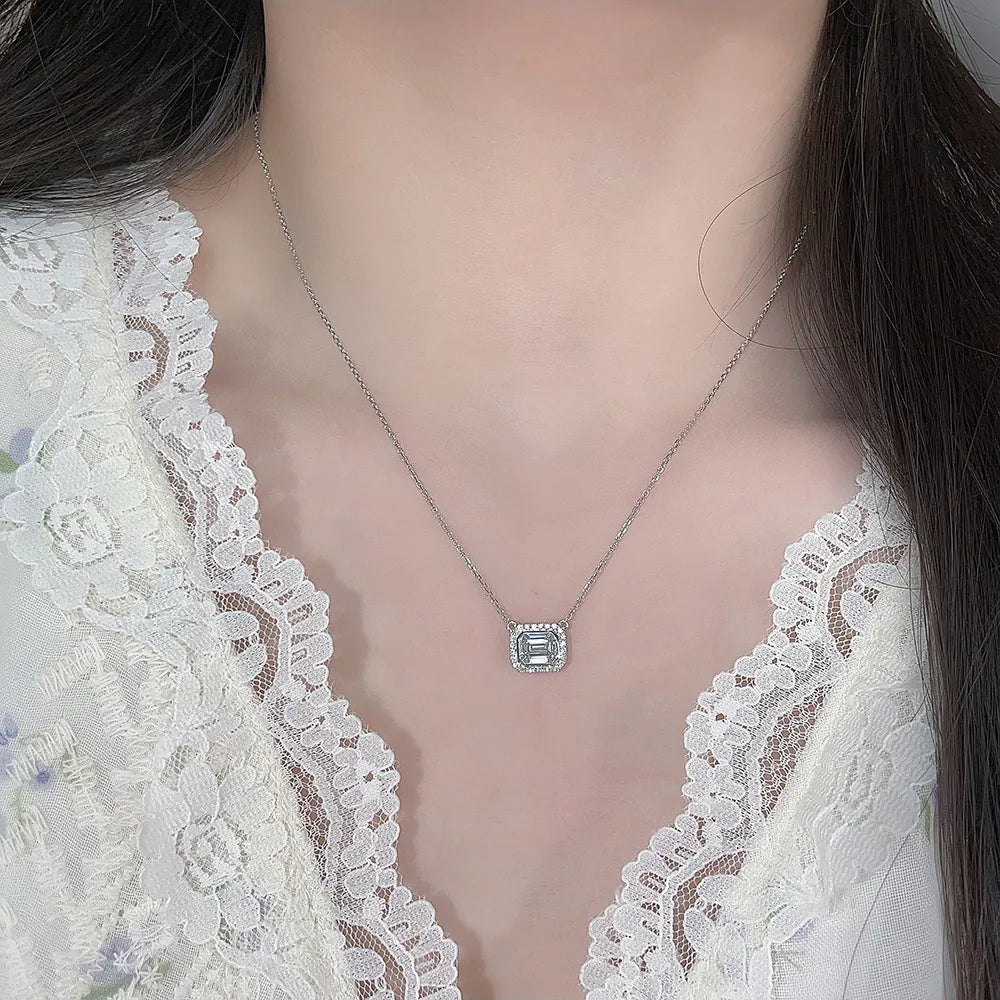 1.04 ct Celestial Adjustable Emerald-Cut Lab-Grown Diamond Necklace in PT950 Platinum