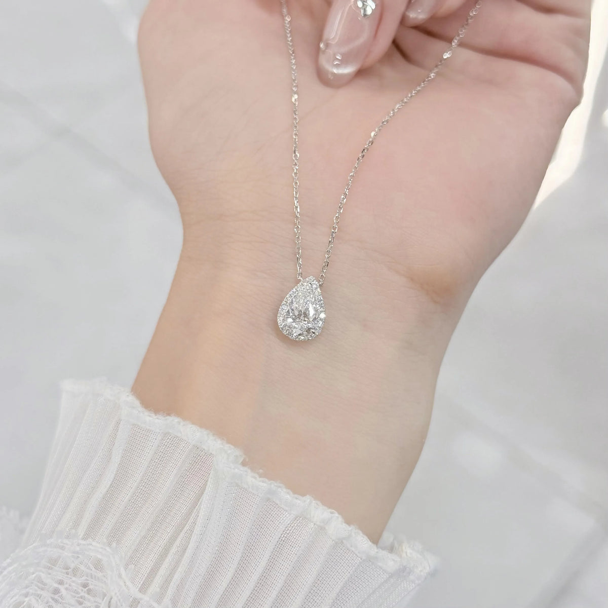 1.02 ct Celestial Pear-Cut Lab-Grown Diamond Necklace in PT950 Platinum