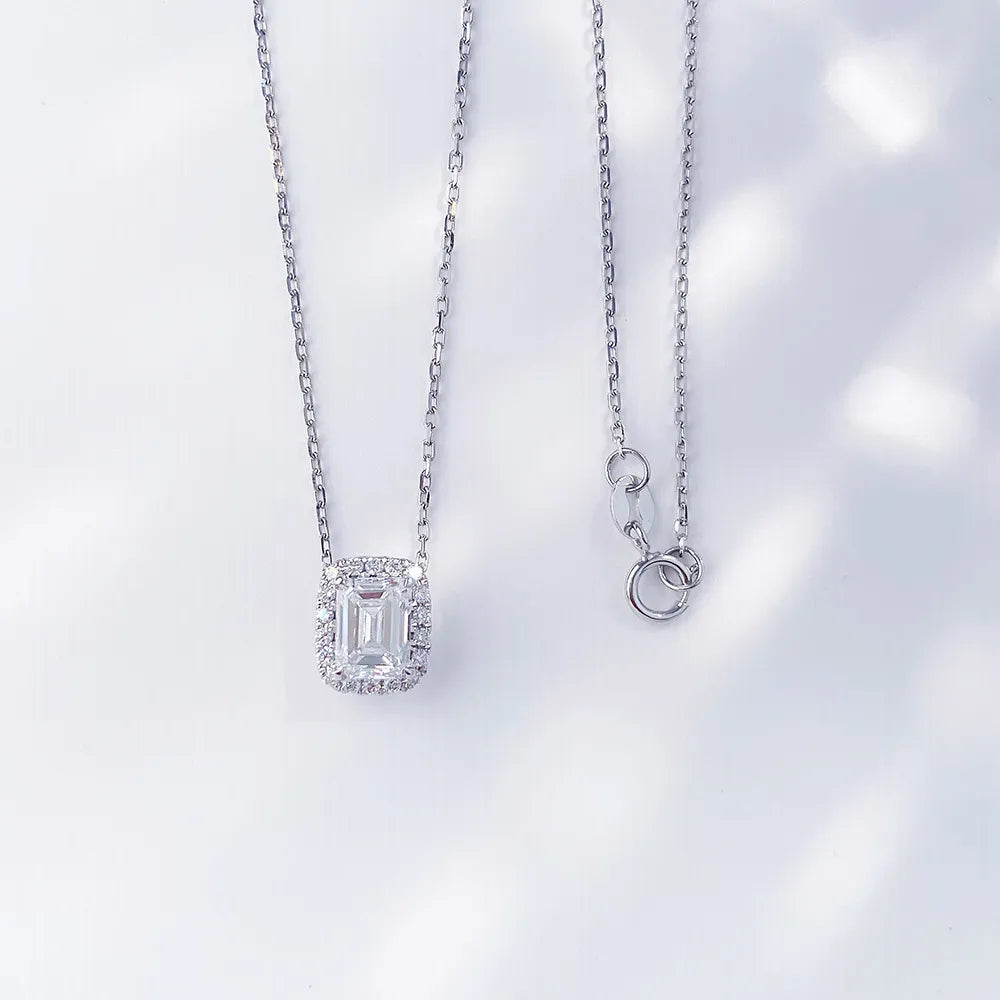 1.09 ct Statement Emerald-Cut Lab-Grown Diamond Necklace in PT950 Platinum