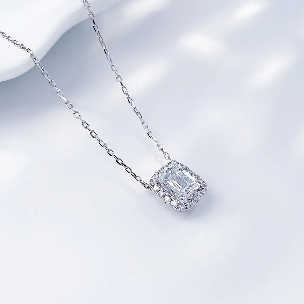 1.09 ct Statement Emerald-Cut Lab-Grown Diamond Necklace in PT950 Platinum