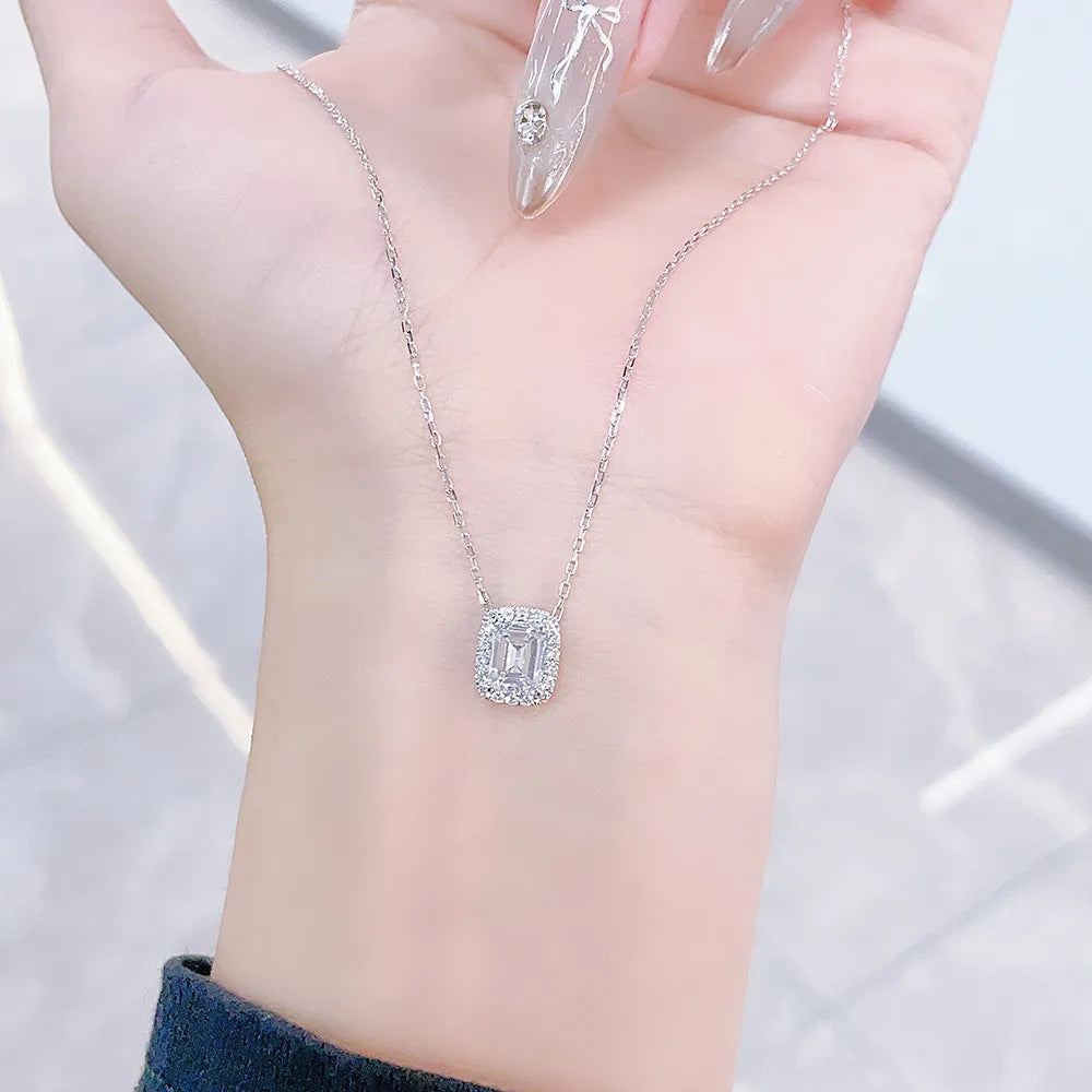 1.09 ct Statement Emerald-Cut Lab-Grown Diamond Necklace in PT950 Platinum