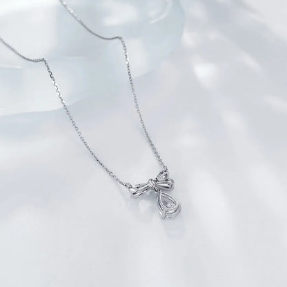 1.03 ct Bow Pear-Cut Lab-Grown Diamond Necklace in PT950 Platinum