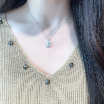 1.04 ct Adjustable Emerald-Cut Lab-Grown Diamond Necklace in PT950 Platinum – APYN0017-PT
