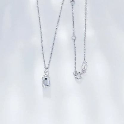 1.06 ct Minimalist Emerald-Cut Lab-Grown Diamond Necklace in PT950 Platinum – APYN0020-PT
