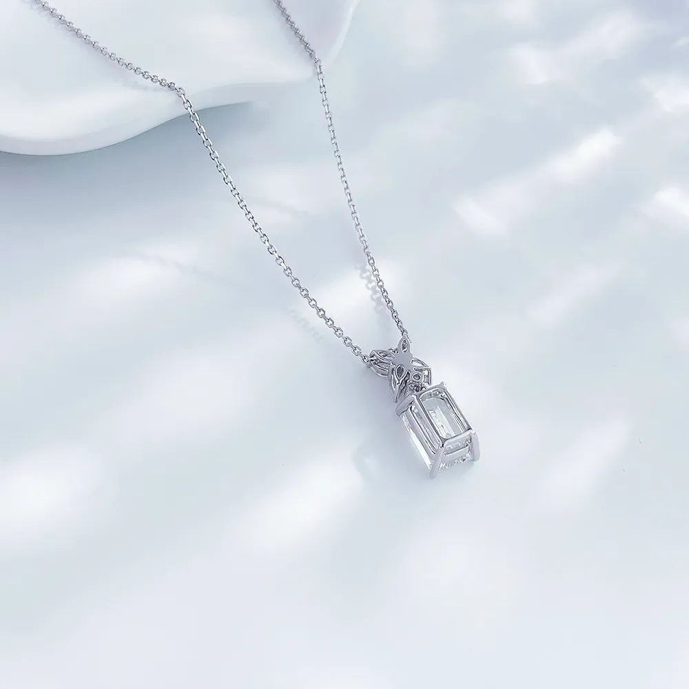 3.07 ct Adjustable Emerald-Cut Lab-Grown Diamond Necklace in PT950 Platinum – APYN0030-PT