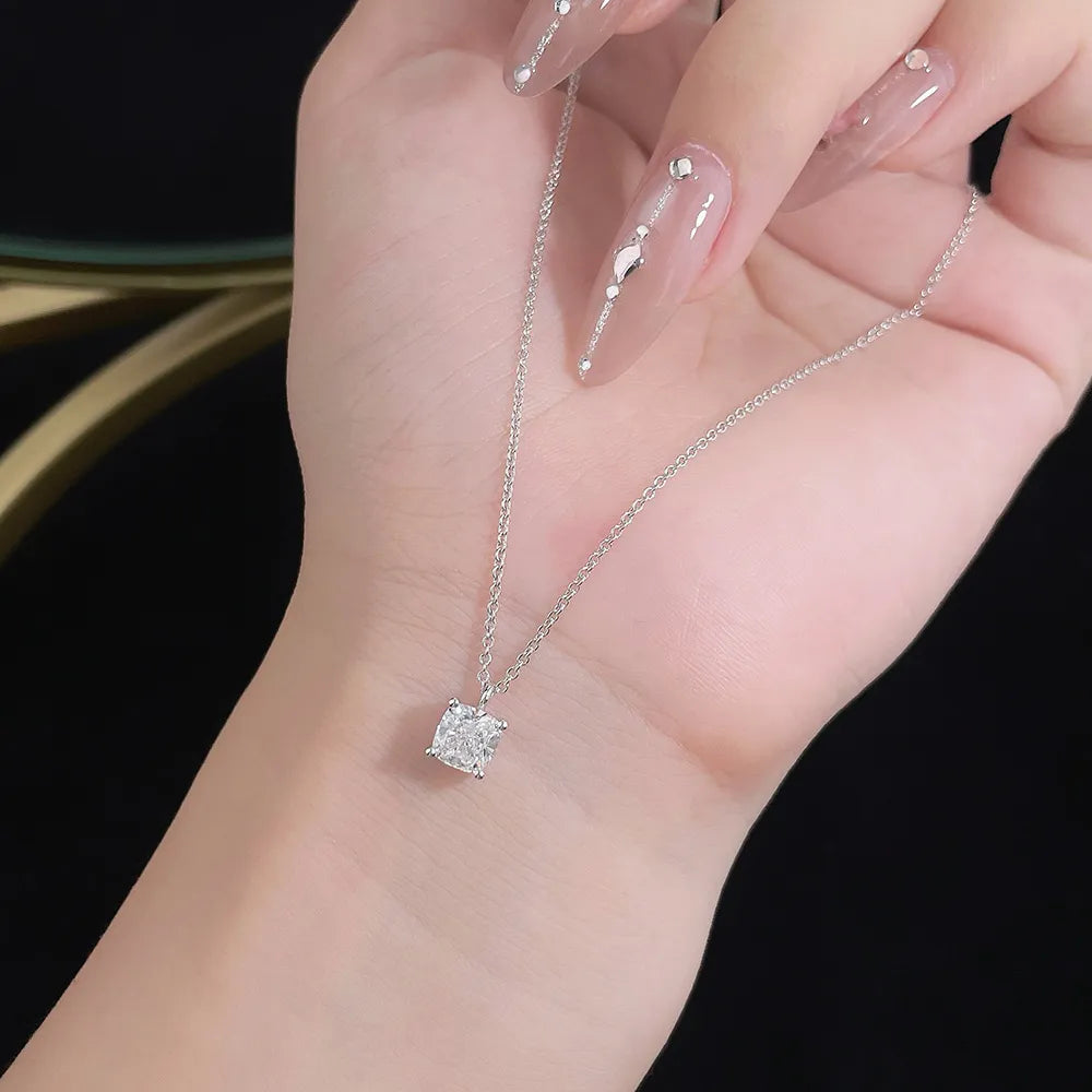 1.03 ct Minimalist Princess-Cut Lab-Grown Diamond Necklace in PT950 Platinum – APYN0048-PT
