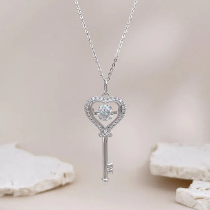 1.06 ct Heart Adjustable Round-Cut Lab-Grown Diamond Necklace in 925 Sterling Silver