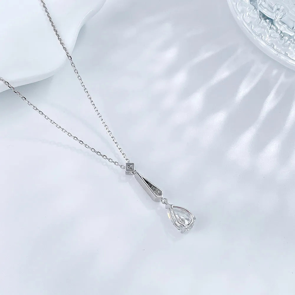 1.1 ct Pear-Cut Lab-Grown Diamond Necklace in PT950 Platinum – APYN0150-PT