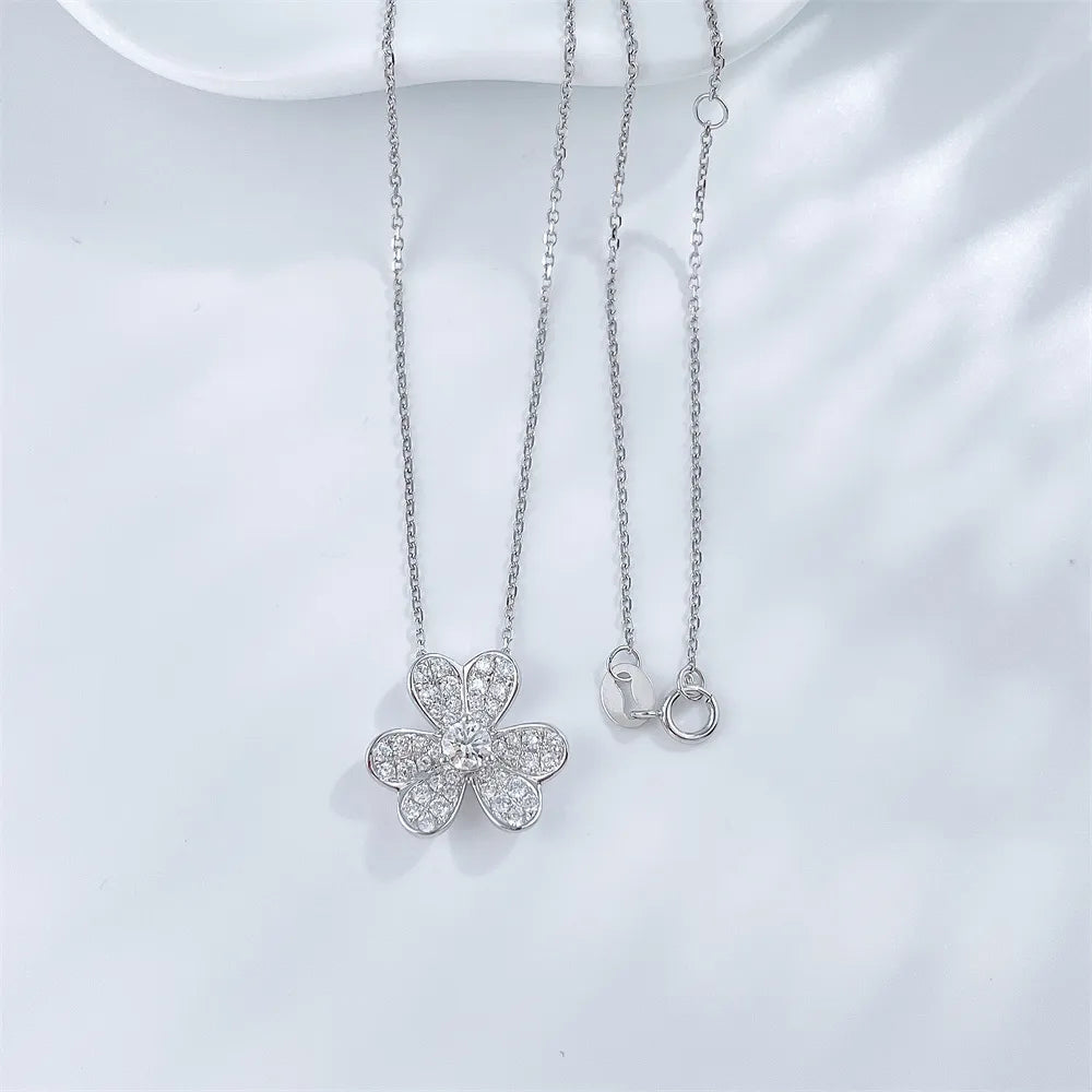 0.17 ct Four-Leaf Clover Round-Cut Lab-Grown Diamond Necklace in 18K White Gold – APYN0177-W