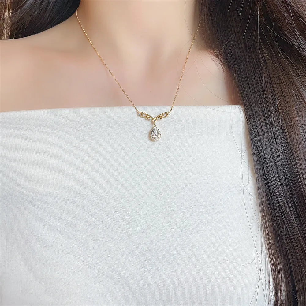 0.75 ct Celestial Adjustable Oval-Cut Lab-Grown Diamond Necklace in 18K Yellow Gold