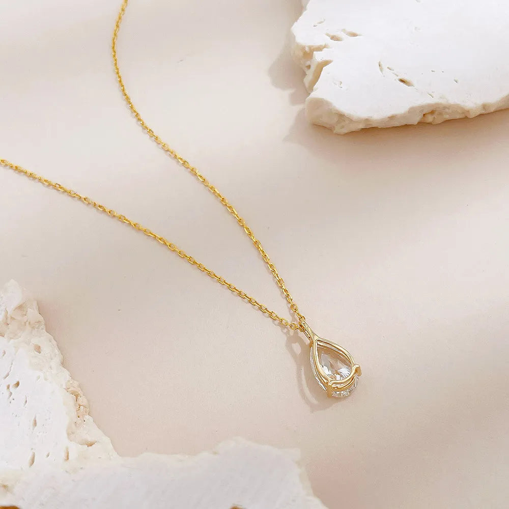 1.02 ct Minimalist Adjustable Pear-Cut Lab-Grown Diamond Necklace in 18K Yellow Gold – APYN0253-Y