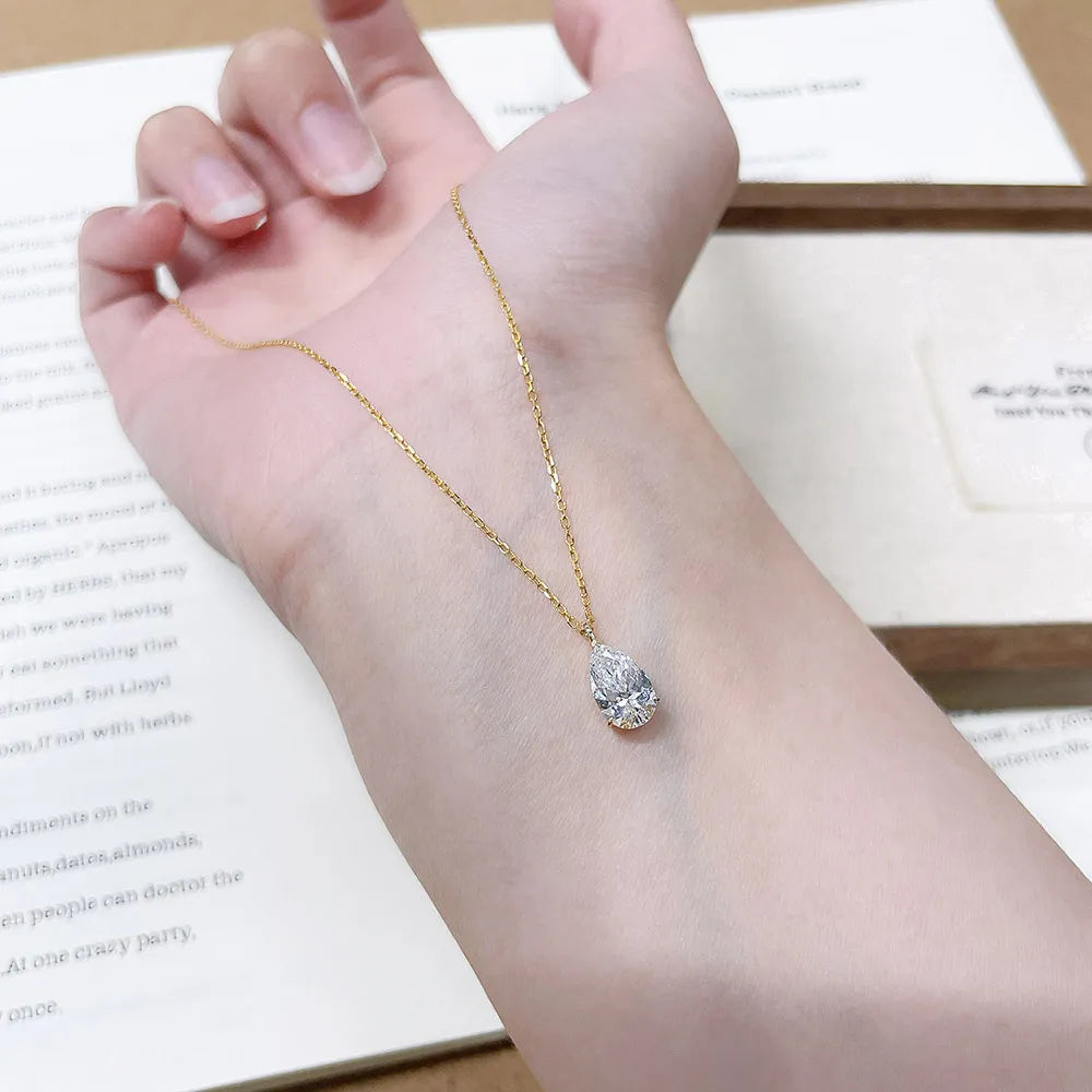 1.02 ct Minimalist Adjustable Pear-Cut Lab-Grown Diamond Necklace in 18K Yellow Gold – APYN0253-Y