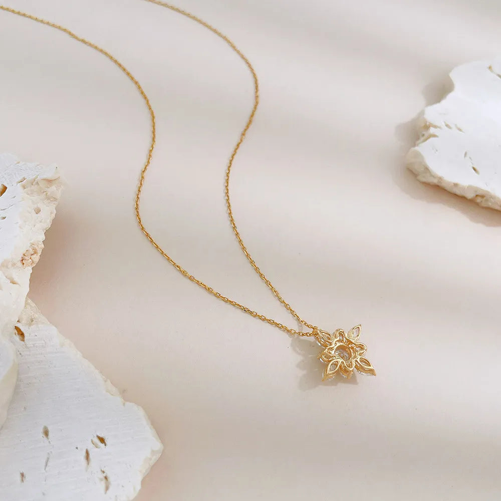 0.57 ctw Snowflake Pavé Mixed-Cut Lab-Grown Diamond Necklace in 18K Yellow Gold