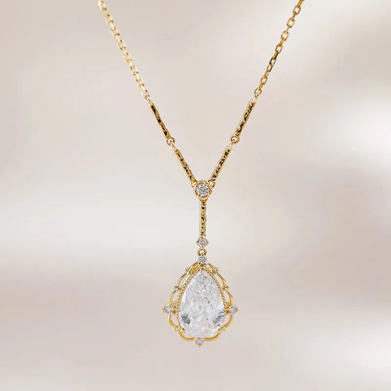 1.06 ct Vintage Adjustable Pear-Cut Lab-Grown Diamond Necklace in 18K Yellow Gold