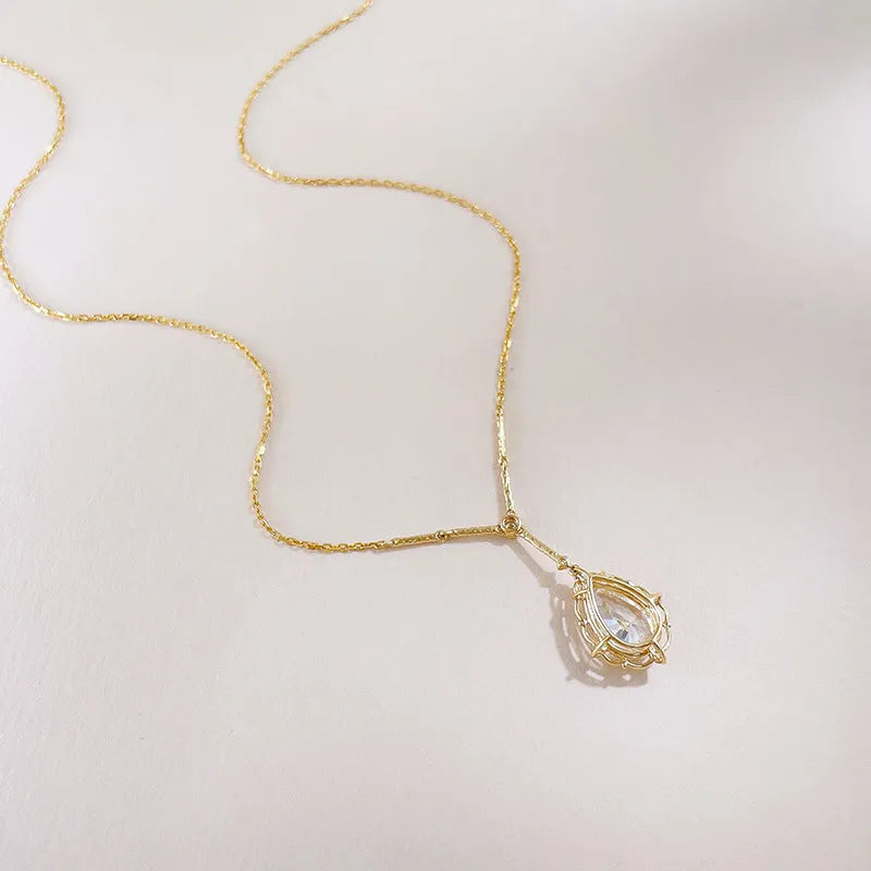 1.06 ct Vintage Adjustable Pear-Cut Lab-Grown Diamond Necklace in 18K Yellow Gold