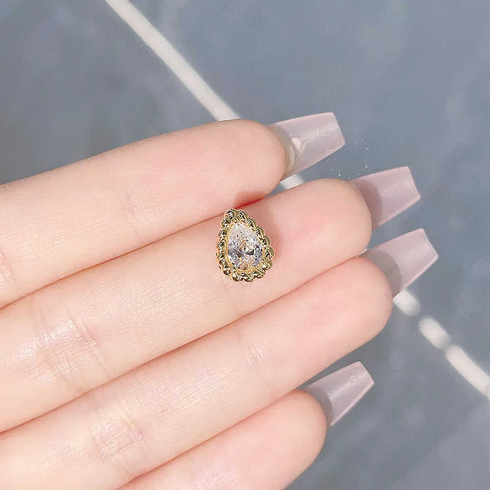 0.69 ct Minimalist Pear-Cut Lab-Grown Diamond Pendant in 18K Yellow Gold