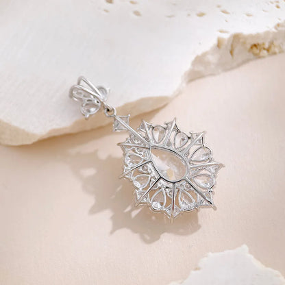 2.47 ct Crown Oval-Cut Lab-Grown Diamond Pendant in PT950 Platinum