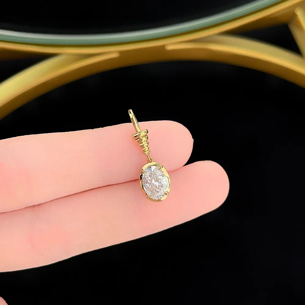 1 ct Four-Prong Oval-Cut Lab-Grown Diamond Pendant in 18K Yellow Gold