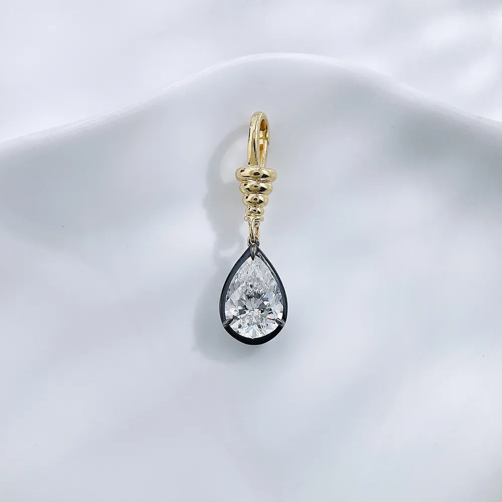 1.03 ct Minimalist Three-Prong Pear-Cut Lab-Grown Diamond Pendant in 18K Yellow Gold