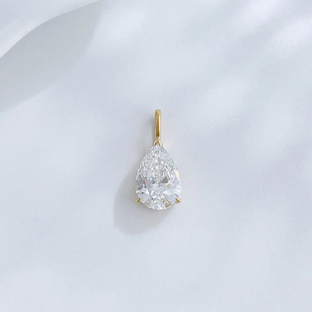 1.03 ct Minimalist Three-Prong Pear-Cut Lab-Grown Diamond Pendant in 18K Yellow Gold