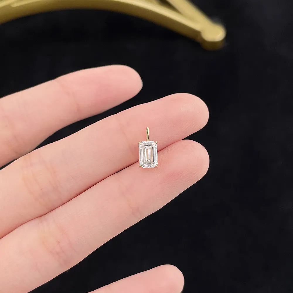 1.06 ct Minimalist Four-Prong Emerald-Cut Lab-Grown Diamond Pendant in 18K Yellow Gold