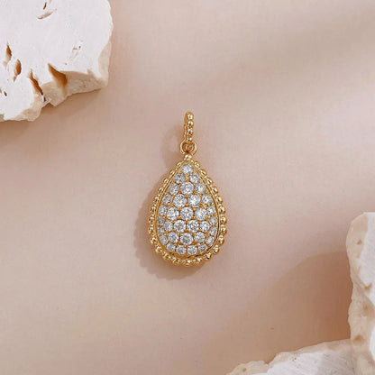 0.68 ctw Vintage Round-Cut Lab-Grown Diamond Pendant in 18K Yellow Gold