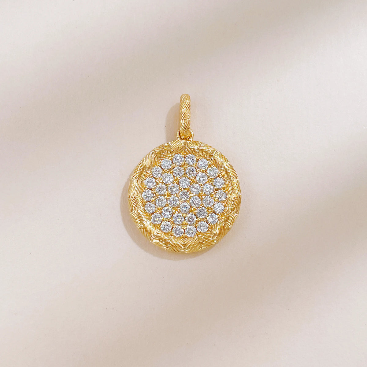 0.52 ctw Vintage Pavé Round-Cut Lab-Grown Diamond Pendant in 18K Yellow Gold