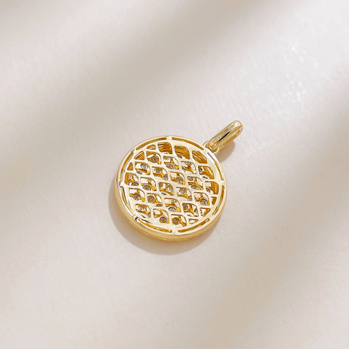 0.52 ctw Vintage Pavé Round-Cut Lab-Grown Diamond Pendant in 18K Yellow Gold