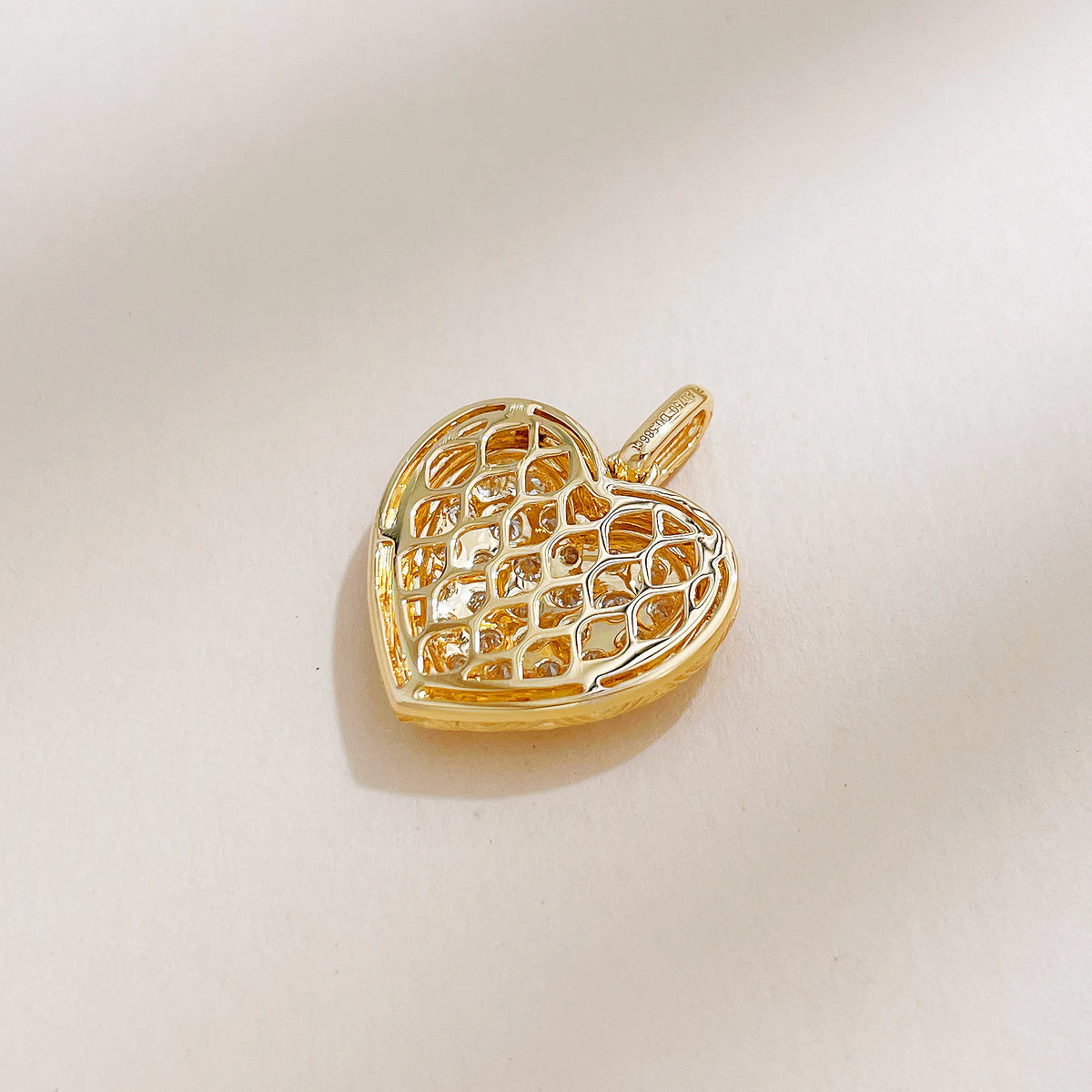 0.59 ctw Vintage Pavé Round-Cut Lab-Grown Diamond Pendant in 18K Yellow Gold