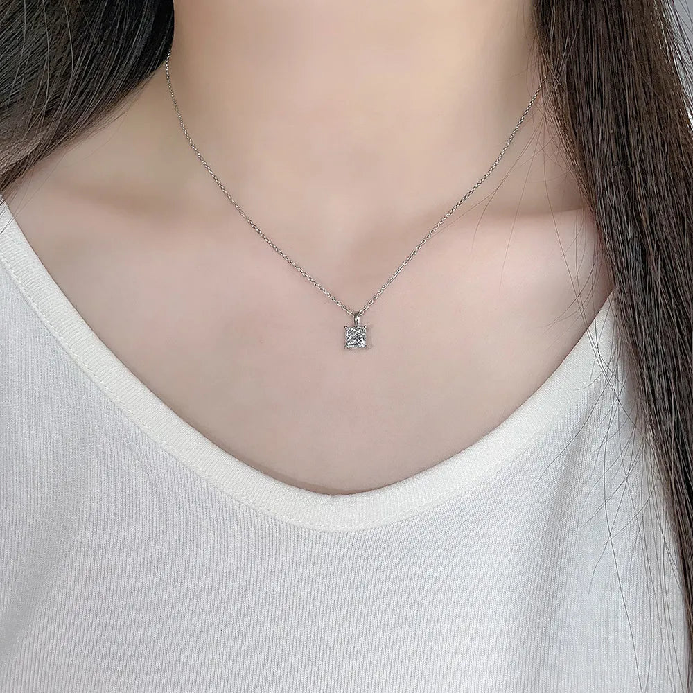 1.09 ct Minimalist Princess-Cut Lab-Grown Diamond Necklace in PT950 Platinum – APYPN0003-PT