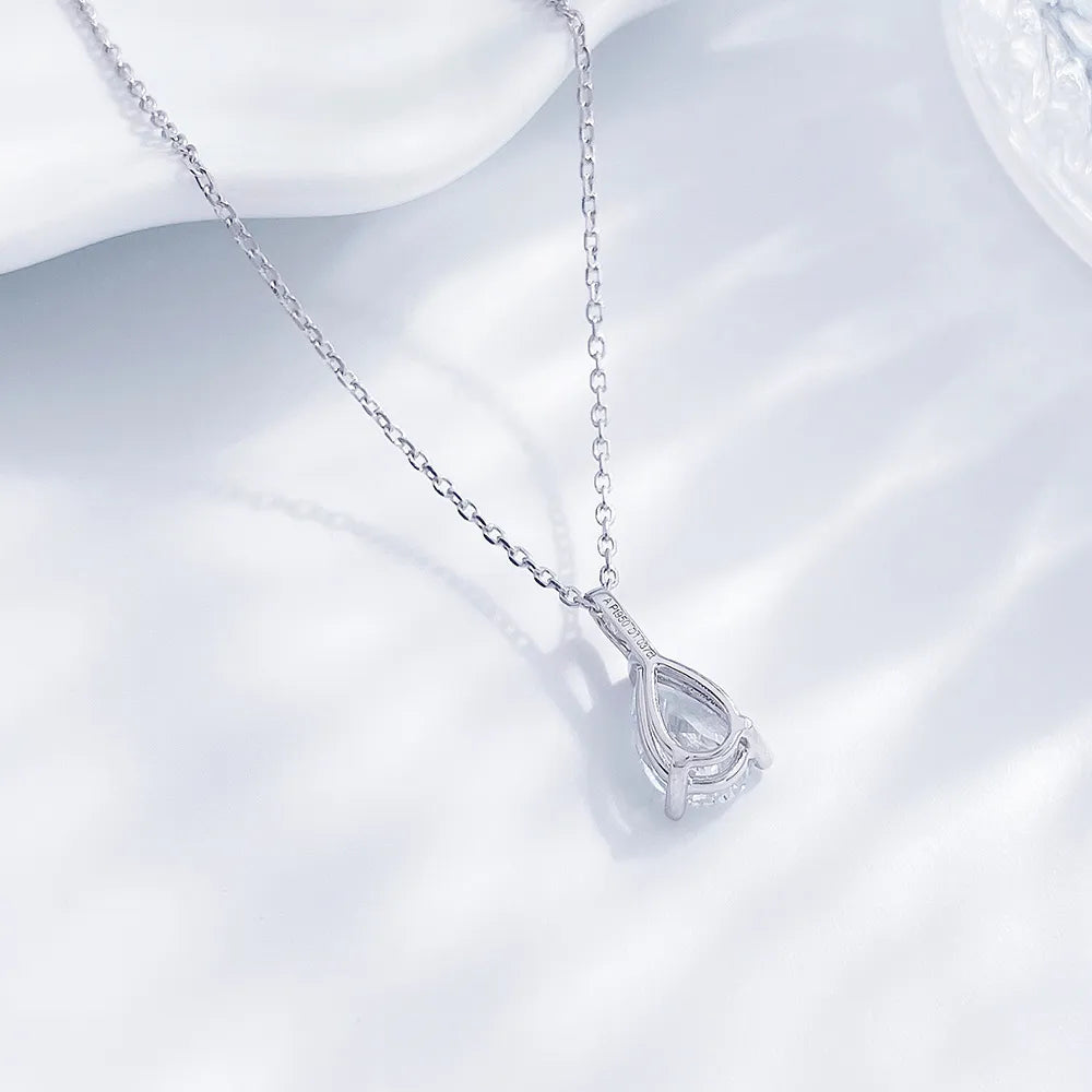 1.15 ct Minimalist Adjustable Pear-Cut Lab-Grown Diamond Necklace in PT950 Platinum – APYPN0004-PT